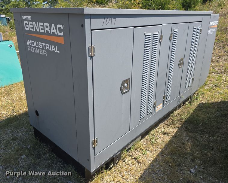 Generac 17716830100 generator in Topeka, KS | Item EK2099 sold | Purple ...