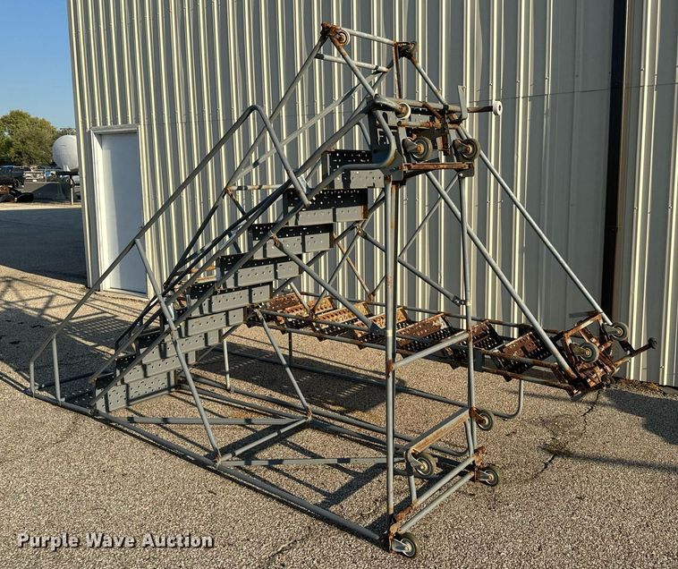 image for item MV9149 (2) rolling ladders