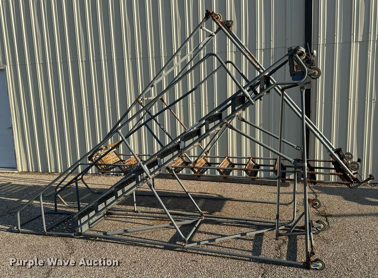 image for item MV9149 (2) rolling ladders