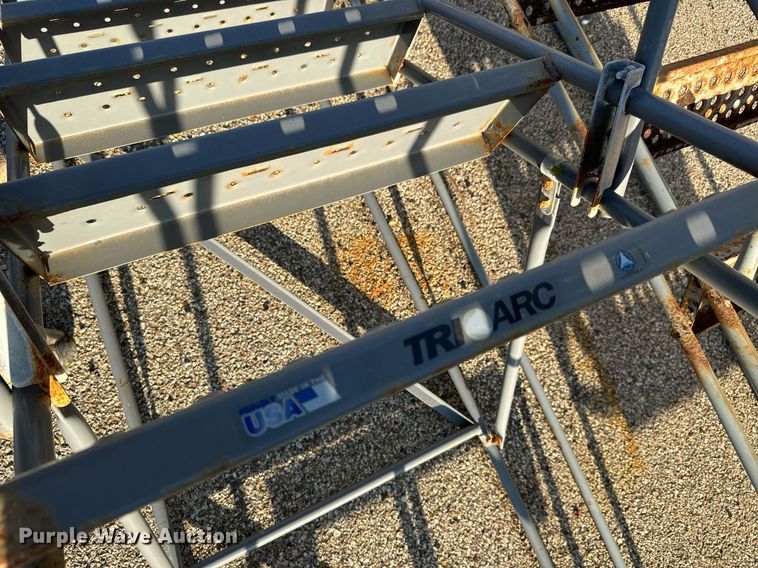 image for item MV9149 (2) rolling ladders