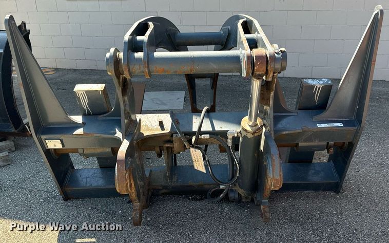 image for item MV9152 JRB 624J grapple forks