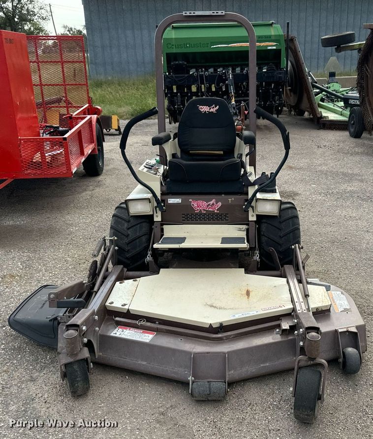 image for item MV9165 2009 Grasshopper  725DT ZTR lawn mower