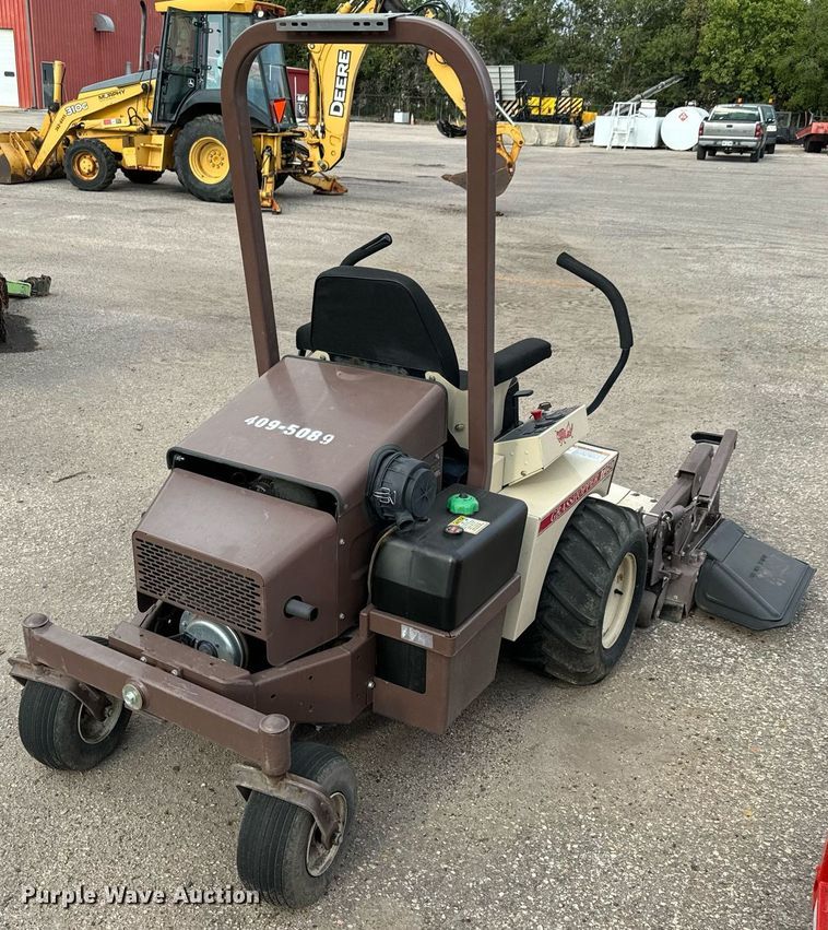 image for item MV9165 2009 Grasshopper  725DT ZTR lawn mower