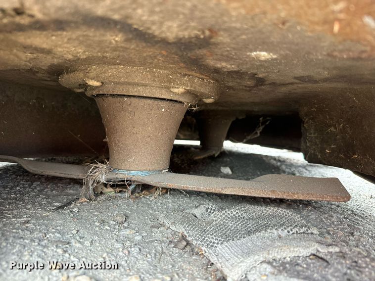 image for item MV9165 2009 Grasshopper  725DT ZTR lawn mower