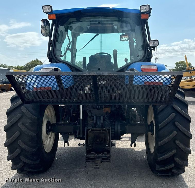 image for item MV9167 2009 New Holland T6020 tractor