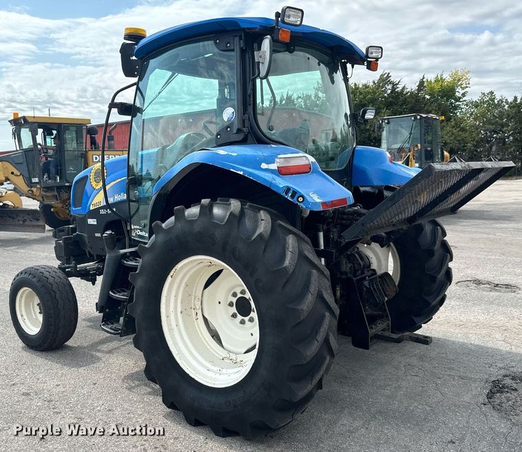 image for item MV9167 2009 New Holland T6020 tractor