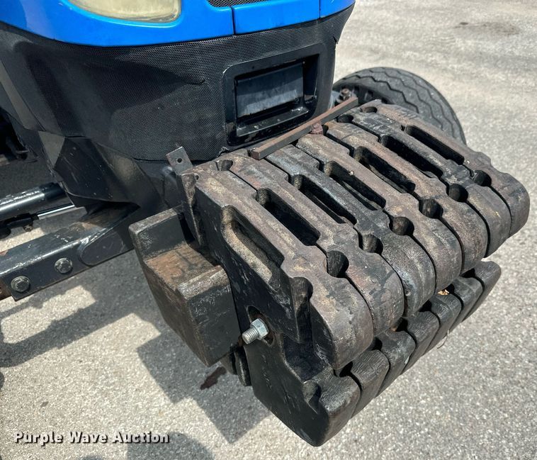 image for item MV9167 2009 New Holland T6020 tractor