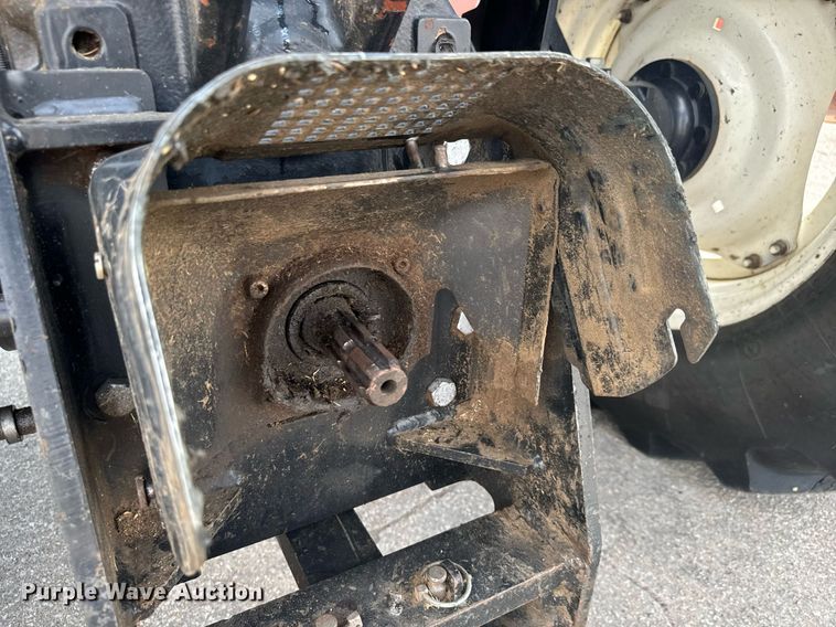 image for item MV9167 2009 New Holland T6020 tractor