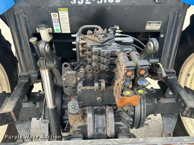 image for item MV9167 2009 New Holland T6020 tractor