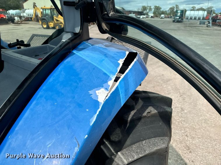 image for item MV9167 2009 New Holland T6020 tractor