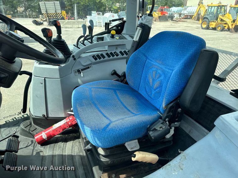 image for item MV9167 2009 New Holland T6020 tractor