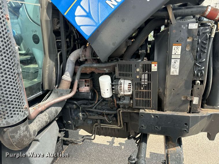 image for item MV9167 2009 New Holland T6020 tractor