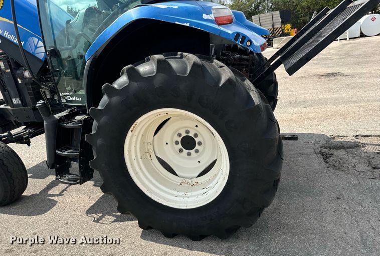 image for item MV9167 2009 New Holland T6020 tractor