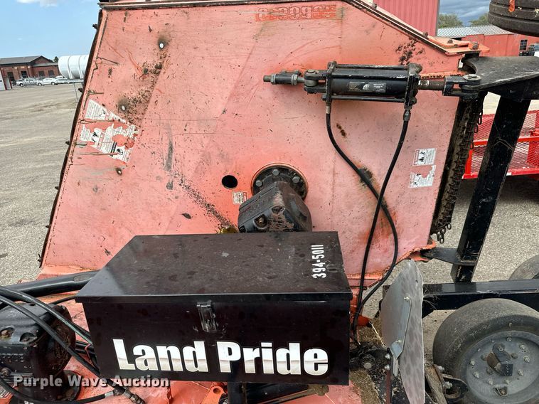 image for item MV9168 2012 Land Pride RCB6610 rotary mower