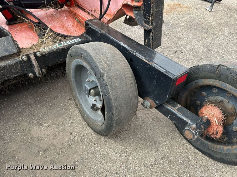 image for item MV9168 2012 Land Pride RCB6610 rotary mower