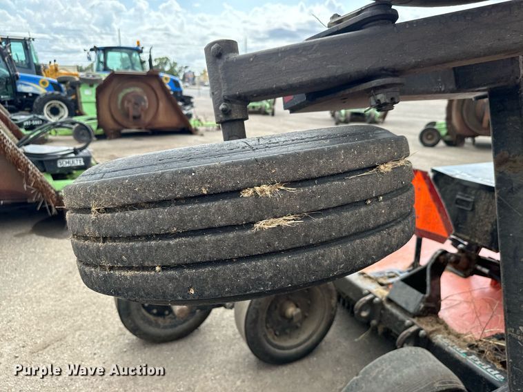 image for item MV9168 2012 Land Pride RCB6610 rotary mower