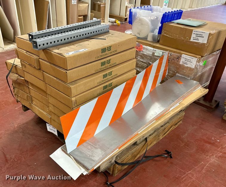 image for item NJ9322 Barricade signs
