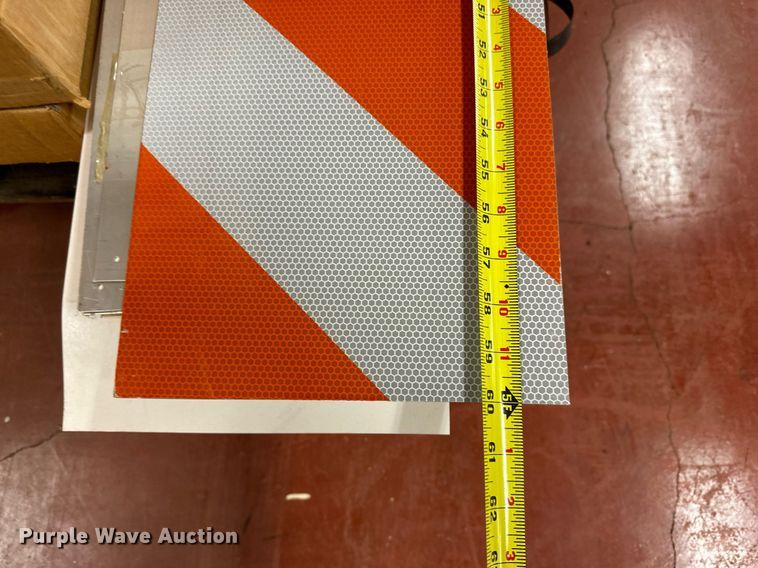 image for item NJ9322 Barricade signs