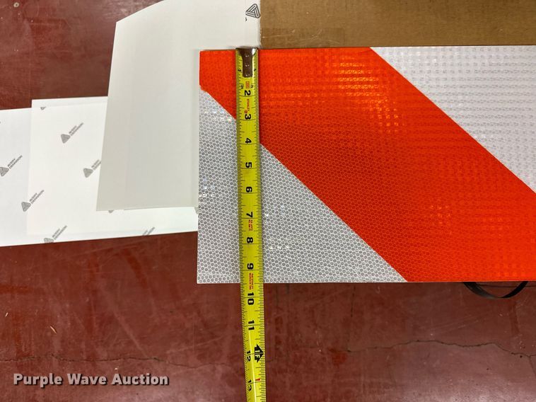 image for item NJ9322 Barricade signs