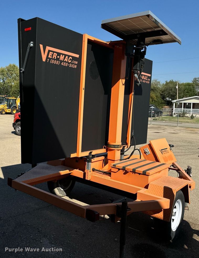 image for item NJ9329 2008 Ver-Mac PCMS-1210 message board trailer