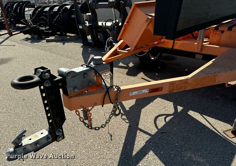 image for item NJ9329 2008 Ver-Mac PCMS-1210 message board trailer