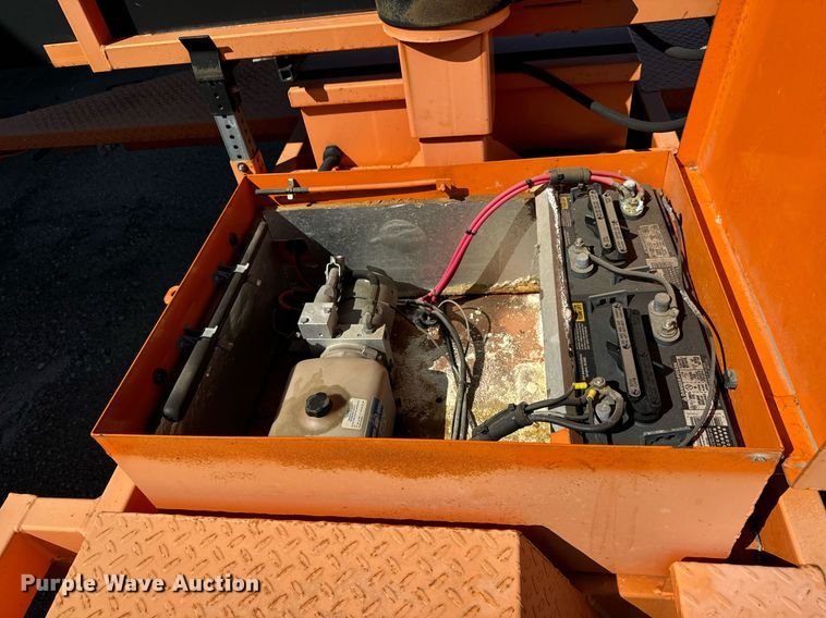 image for item NJ9329 2008 Ver-Mac PCMS-1210 message board trailer