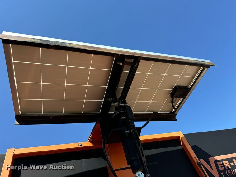 image for item NJ9329 2008 Ver-Mac PCMS-1210 message board trailer