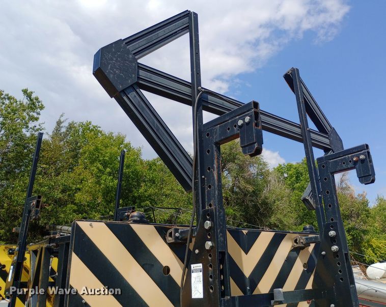 image for item NY9536 2004 Trinity  TMA 9181 crash attenuator 