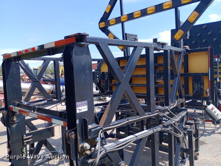 image for item NY9536 2004 Trinity  TMA 9181 crash attenuator 