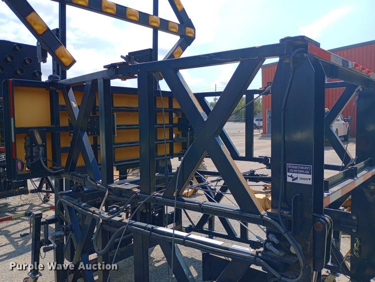 image for item NY9536 2004 Trinity  TMA 9181 crash attenuator 