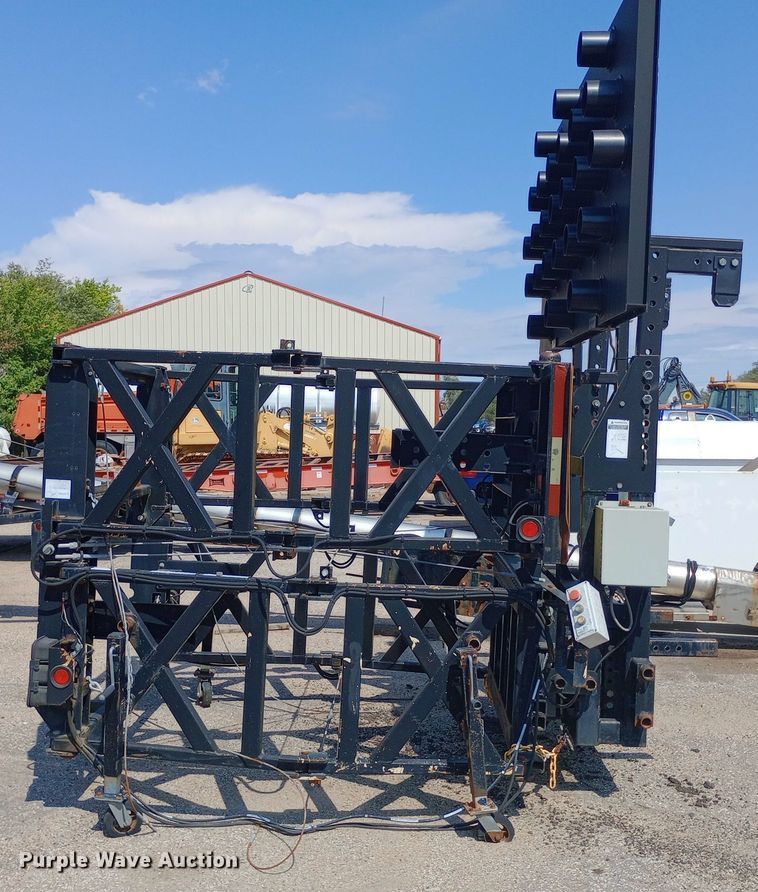 image for item NY9537 Trinity TMA 9181 crash attenuator 