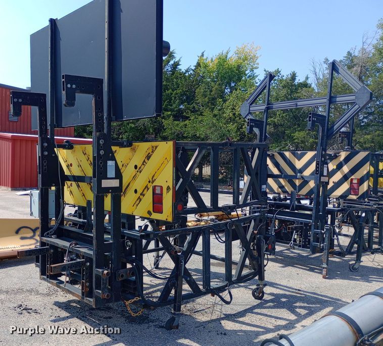 image for item NY9537 Trinity TMA 9181 crash attenuator 