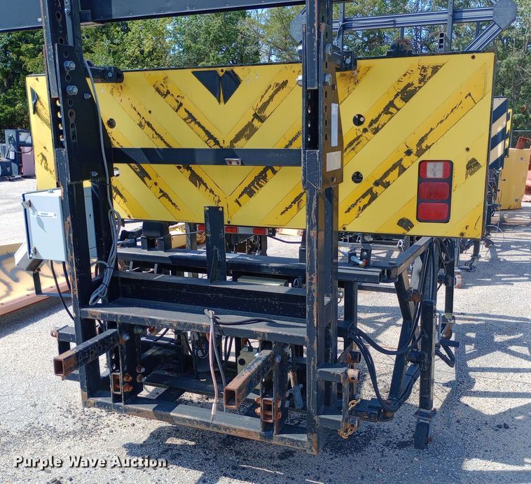 image for item NY9537 Trinity TMA 9181 crash attenuator 