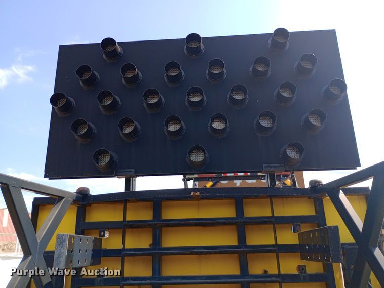 image for item NY9537 Trinity TMA 9181 crash attenuator 