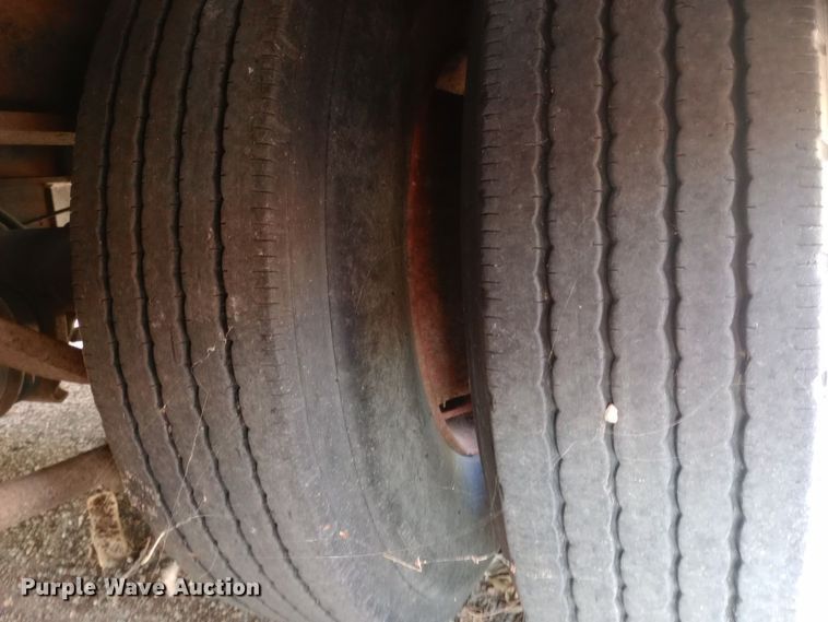 image for item NY9543 1996 Landoll tilt deck equipment trailer