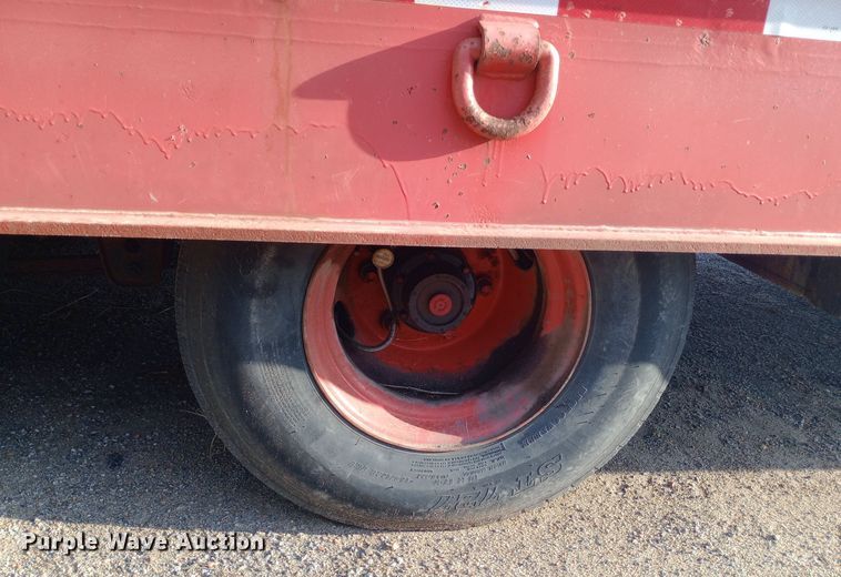 image for item NY9543 1996 Landoll tilt deck equipment trailer