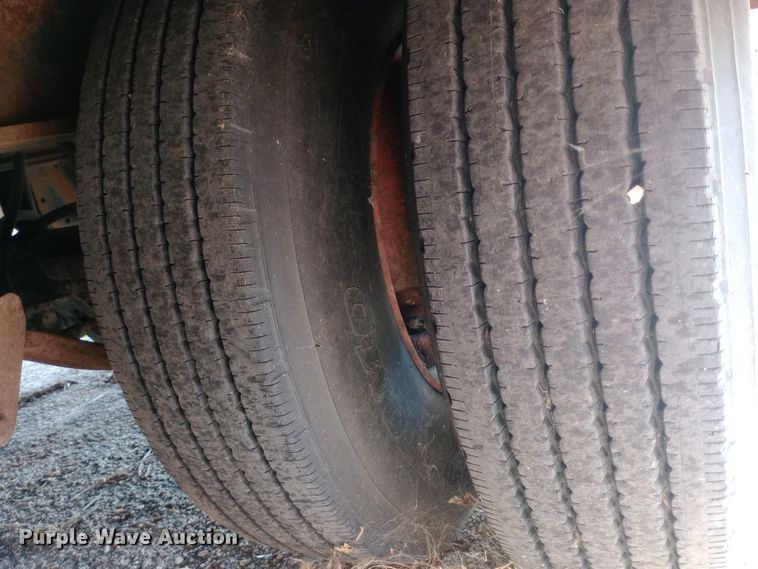 image for item NY9543 1996 Landoll tilt deck equipment trailer