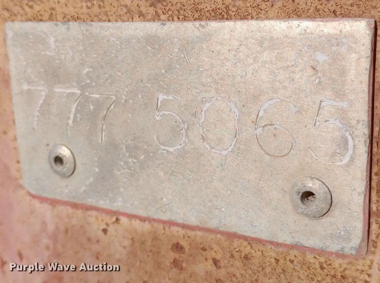 image for item NY9543 1996 Landoll tilt deck equipment trailer