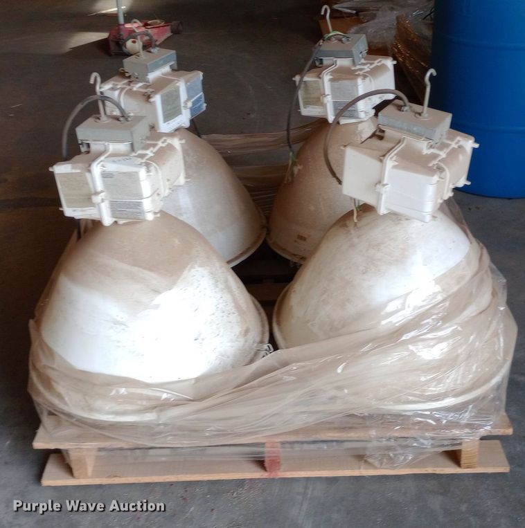 image for item NY9545 (4) Hubble lights