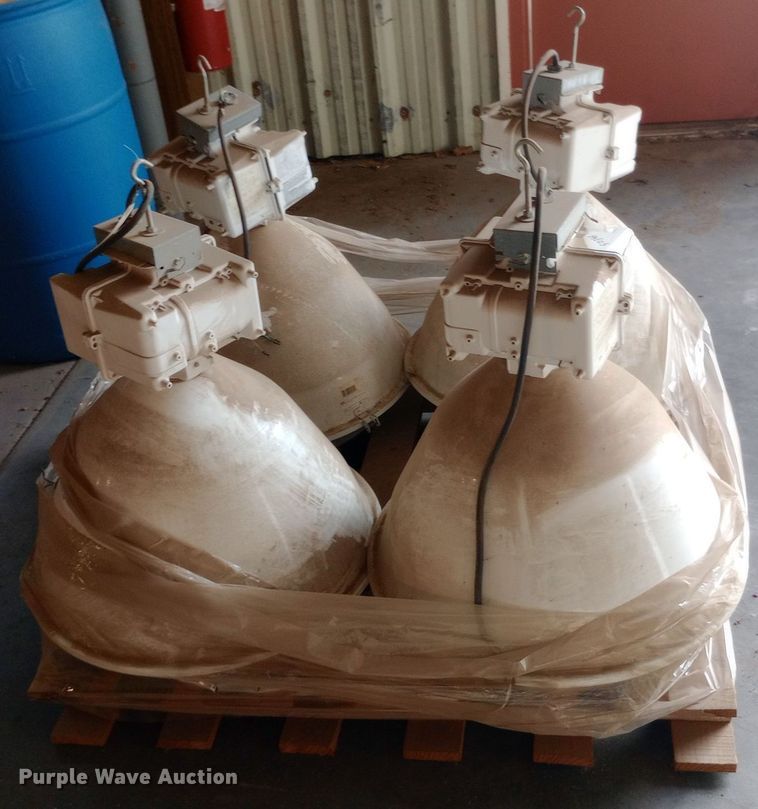 image for item NY9545 (4) Hubble lights