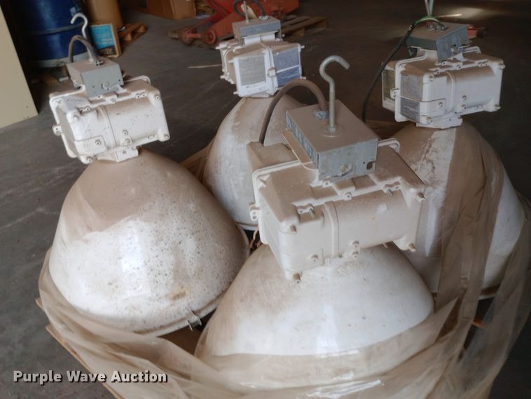 image for item NY9545 (4) Hubble lights