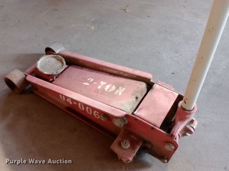 image for item NY9546 Floor jack