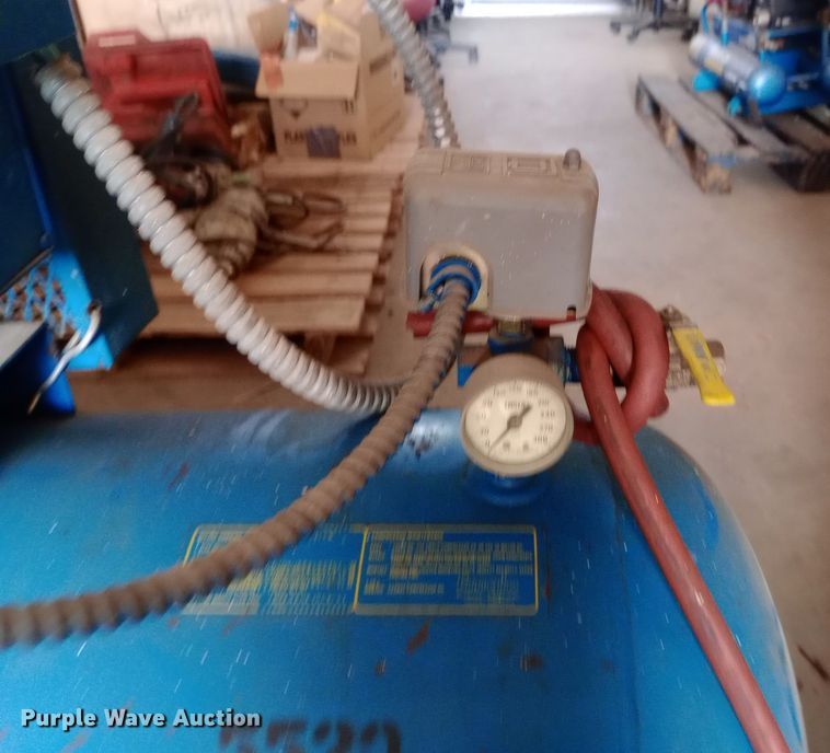 image for item NY9547 Emqlo EQ3B-80 air compressor