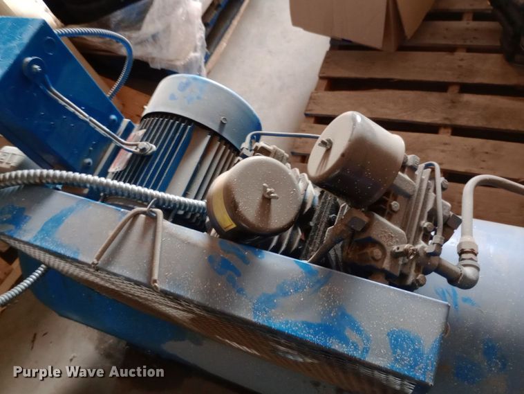 image for item NY9547 Emqlo EQ3B-80 air compressor