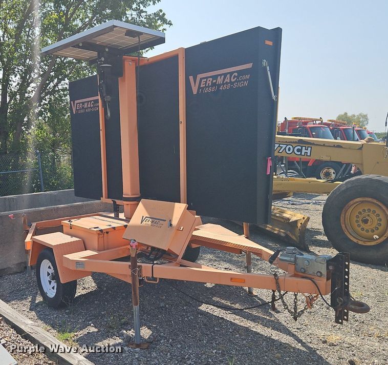 image for item OJ9531 2007 Ver-Mac 1210 message board trailer