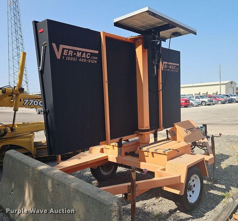 image for item OJ9531 2007 Ver-Mac 1210 message board trailer