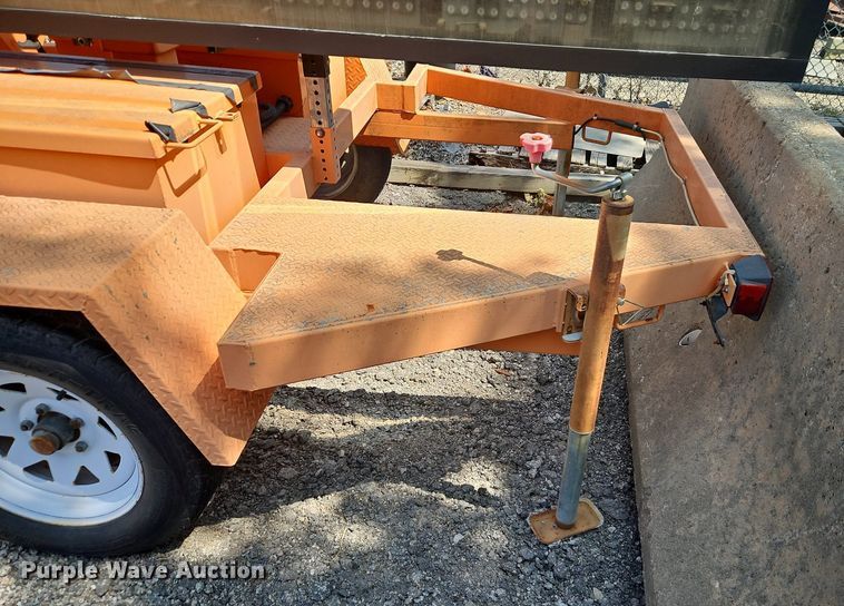 image for item OJ9531 2007 Ver-Mac 1210 message board trailer