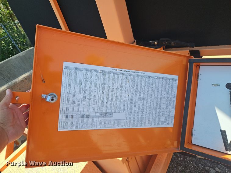 image for item OJ9531 2007 Ver-Mac 1210 message board trailer