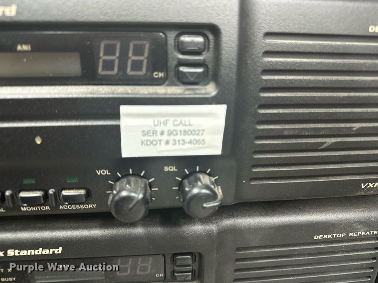 image for item OM9693 (33) Vertex VXR-7000UD radios