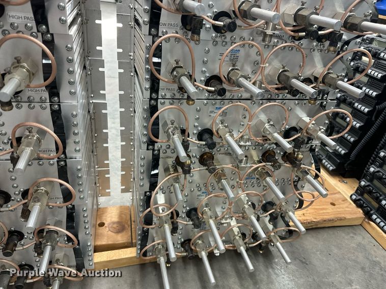 image for item OM9694 (16) Sinclair Q2222E-1 duplexers